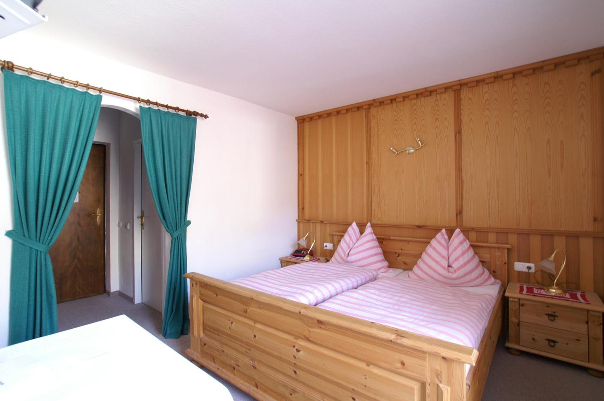 Gasthof zur Post Hinterstoder Zimmer foto